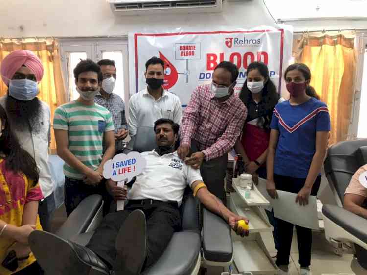 DC describes blood donation as biggest service to humanity
