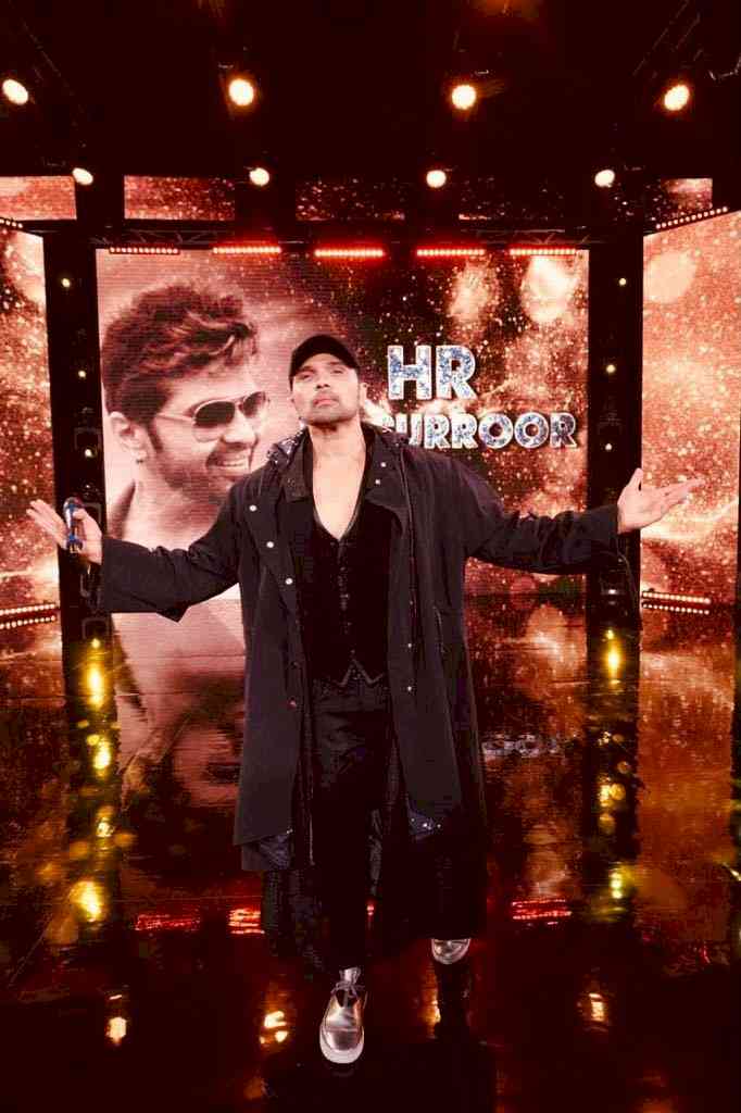 After two blockbuster albums rockstar Himesh Reshammiya ready to pump out his next album `Himesh Ke Dil Se’