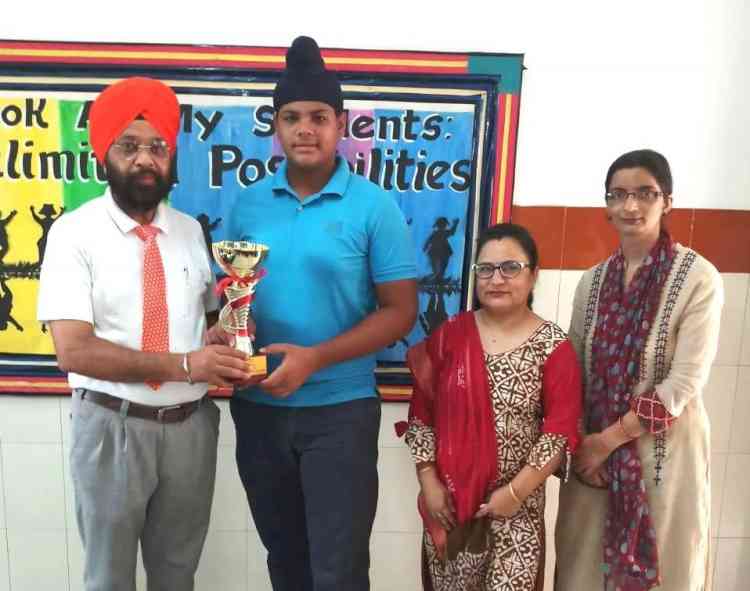 DIPS student bags first position in national golf tournament