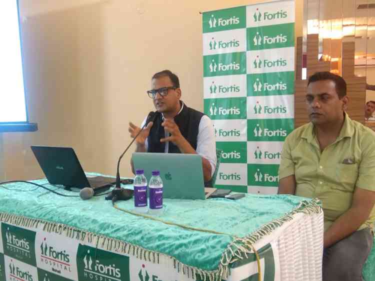 Fortis Hospital performs complex pelvic surgery to save 17-year-old boy