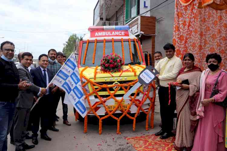 Ambulance donated to New Lifeline Hospital, Zirakpur under CSR program