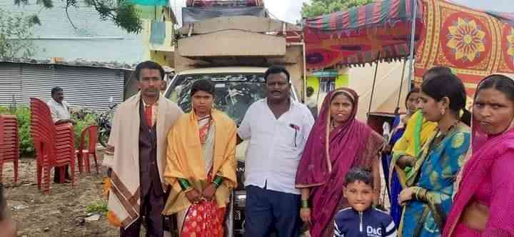 Muslim arranges Hindu foster daughter's marriage in her faith
