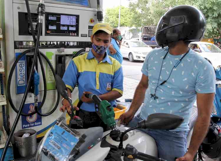 No change in petrol, diesel prices for 16 straight days