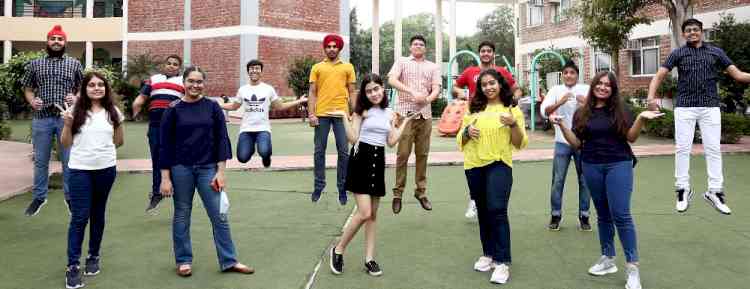 Chitkara International School scores big, registers 100 per cent pass percentage in CBSE Class 10 Board Results