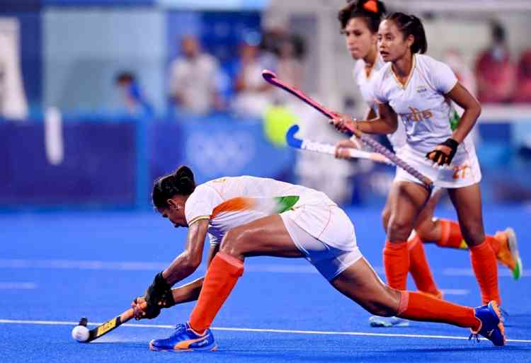Olympic hockey: Indian women lose semifinal 1-2 to Argentina, to play for bronze