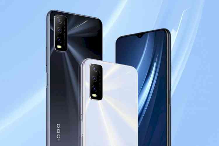 iQOO 8 likely to feature flat display, 120W fast charging: Report