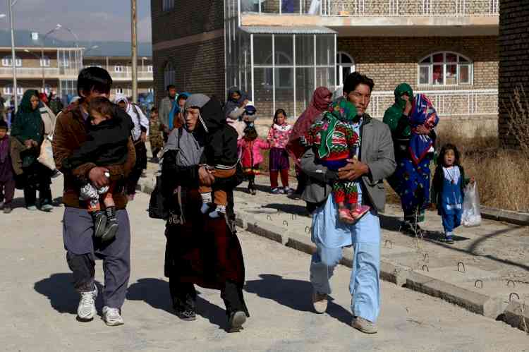 Taliban displaced thousands including women & children in Ghazni