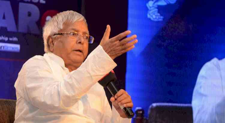 Poster war in Lalu Prasad's family