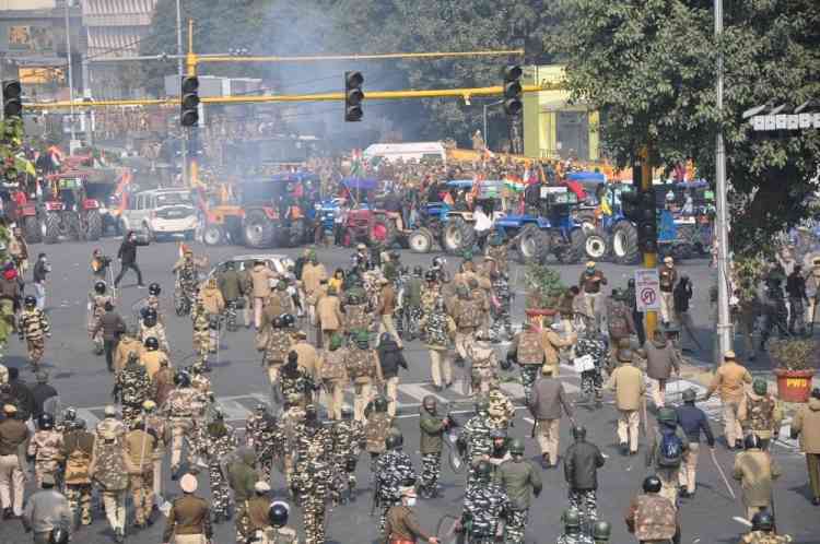R-Day violence: RTI reveals 370 cops, 7 farmers received injuries