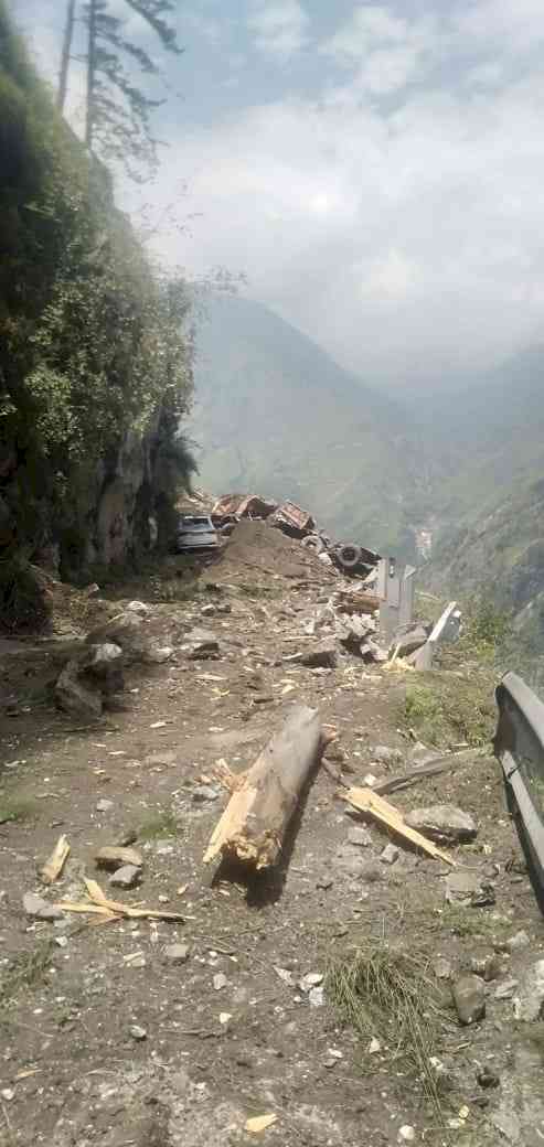 Two killed in Himachal landslide, 10 rescued from debris