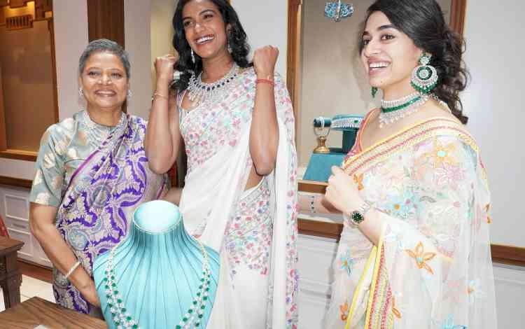 Olympic Medalist PV Sindhu inaugurates Vasundhara, a flagship Jewellery Store