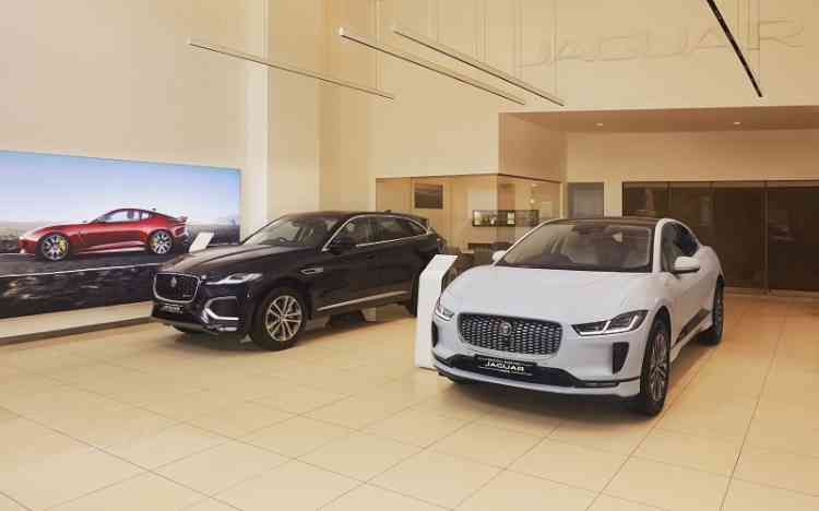 Jaguar Land Rover inaugurates new retailer showroom in Chennai