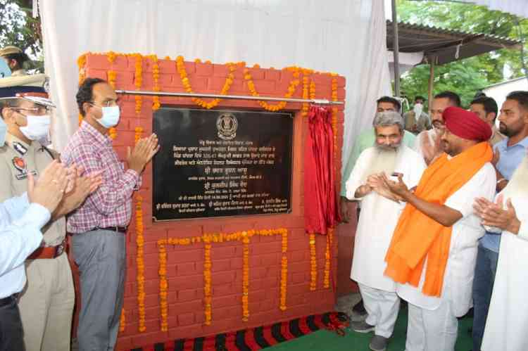 Ashu lays foundation stone of upgrading mother and child hospital from 100 to 200 beds