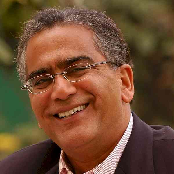 SC stays criminal defamation proceedings against Aroon Purie