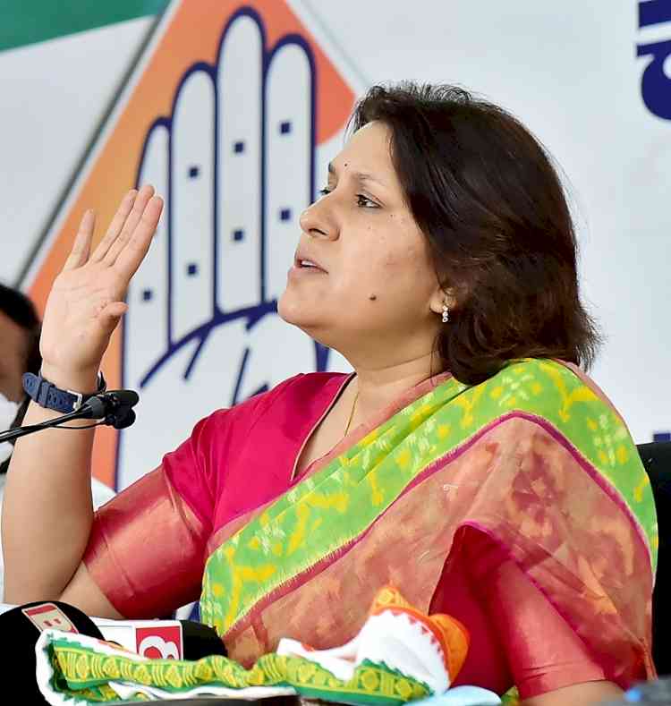 Govt increased LPG prices by Rs 265 since Nov 2020: Congress