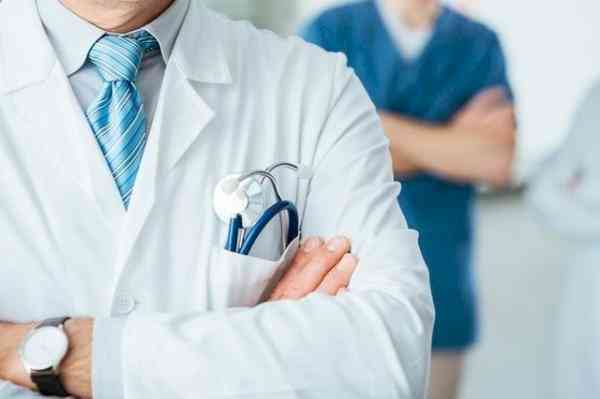 UP doctor booked for blackmailing nurse