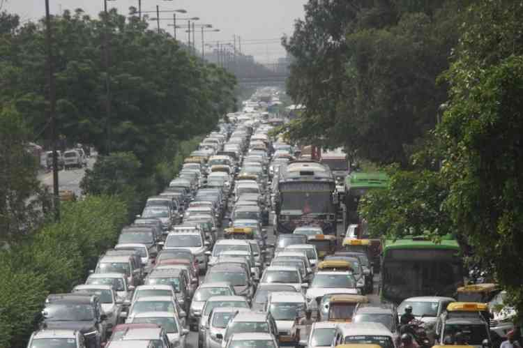 Delhi's roads see heavy traffic on Raksha Bandhan