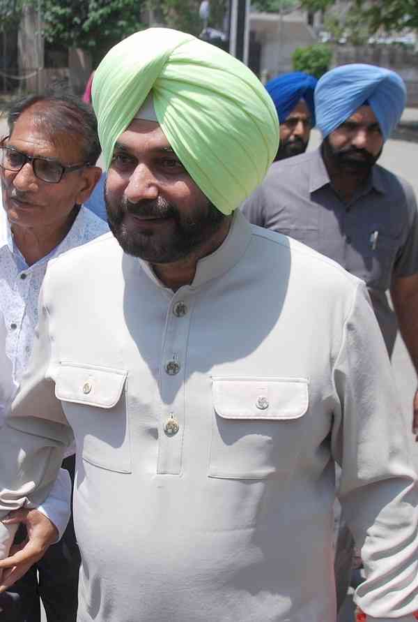 Punjab ministers, MLA demand action against Sidhu's aides