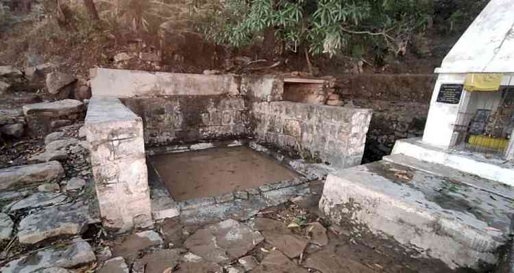 Panchayat & rural department pass the buck as this Jammu village struggles to find clean water