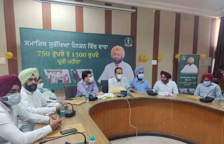 DC start distribution of enhanced social security pensions to 252459 beneficiaries in Ludhiana