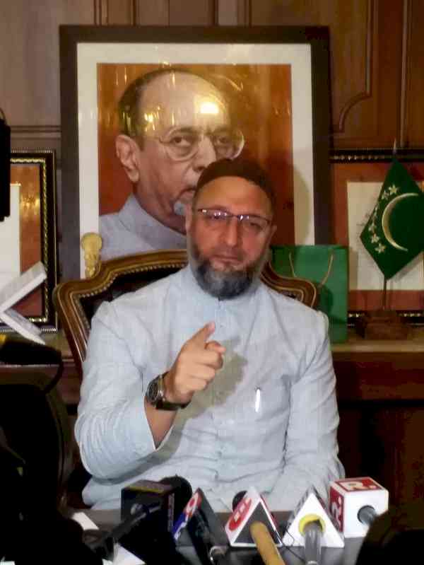Owaisi to launch UP poll campaign from Ayodhya