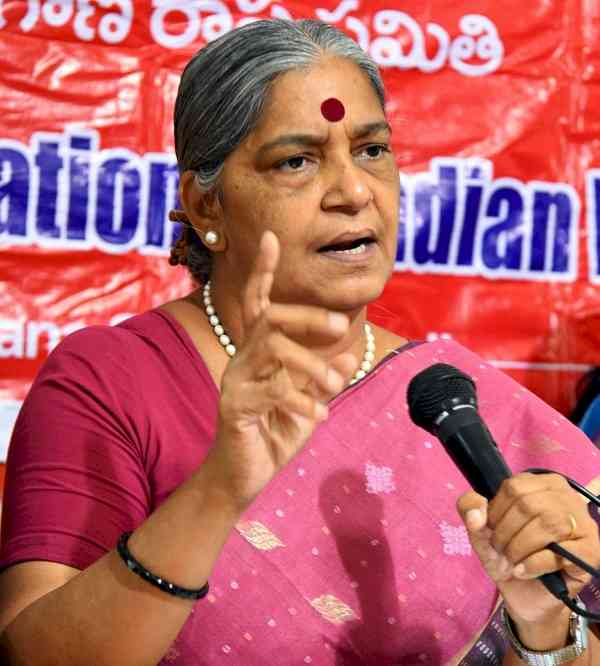 CPI's national executive to take up Annie Raja's 'RSS gang' remarks on Kerala Police
