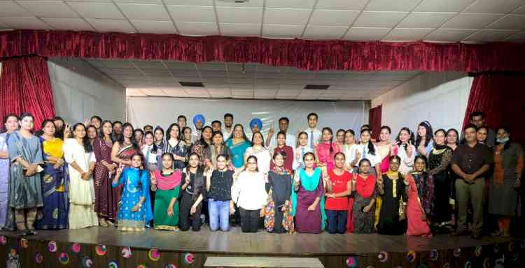 Apeejay School, Rama Mandi salutes teachers