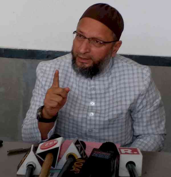 Owaisi faces seers' ire, ahead of his Ayodhya visit