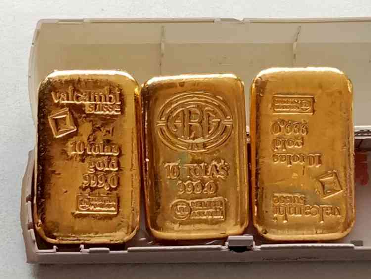 Gold bars concealed in flight toilet seized at Hyd Airport