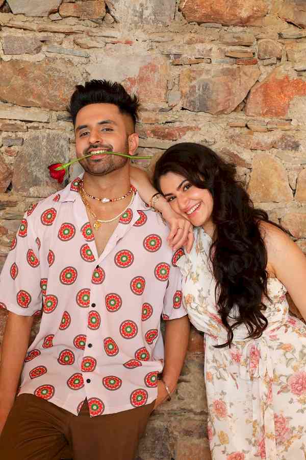 Akull and Aastha Gill collaborate for their latest romantic song ‘Soulmate’ 