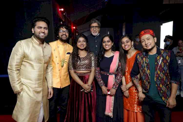 Big B's grace floors 'Indian Idol' winner Pawandeep Rajan