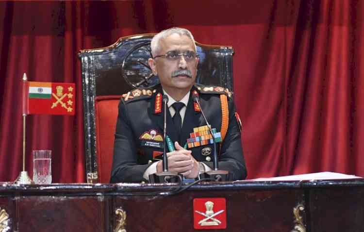 Army chief meets pvt defence manufacturers during Mumbai visit