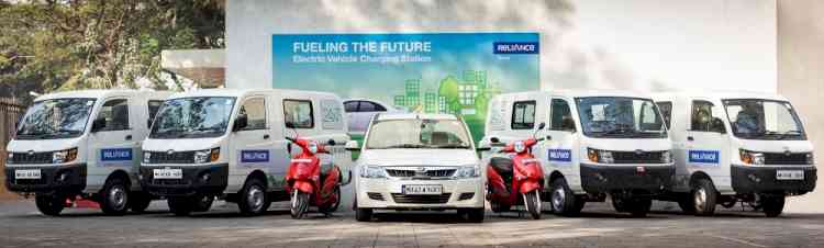 Centre ushers in PLI for auto sector, focus on EVs (Lead)