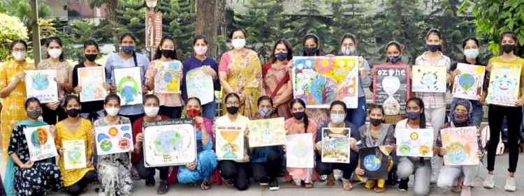 KMV celebrates World Ozone Day with full zeal and enthusiasm 