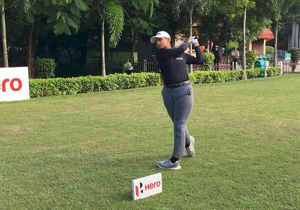 Golfer Jahanvi joins Lakhmehar in lead in 9th leg of WPG Tour