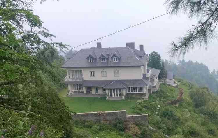 Gandhis holiday in Shimla after Amarinder's exit