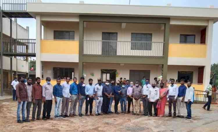 Walkaroo builds Govt School at Malumichampatti