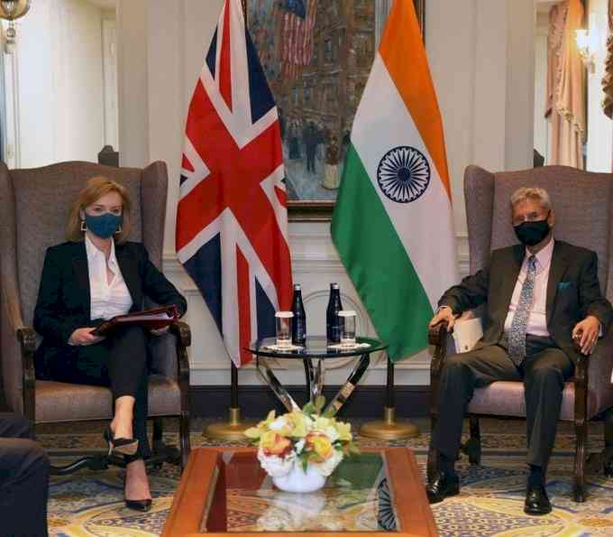 Jaishankar urges UK Foreign Secy to resolve quarantine curbs on vaccinated Indians