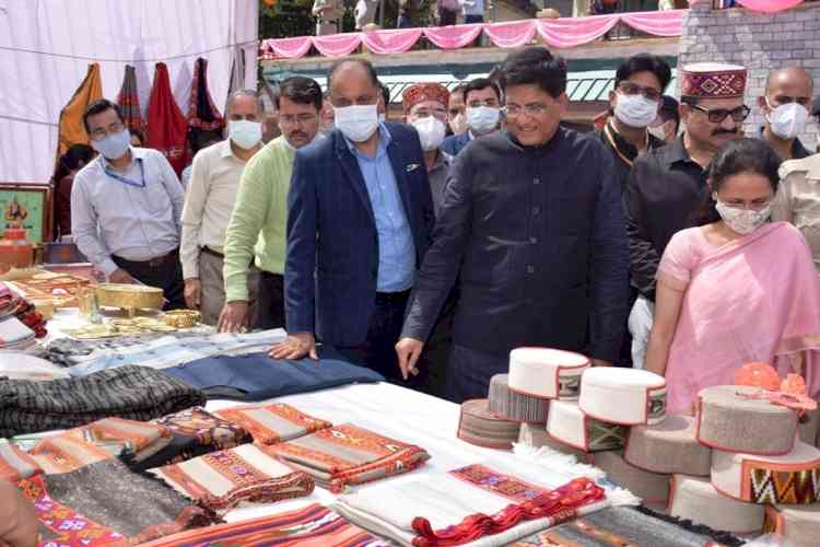 Kullu to have weaver design resource centre: Goyal