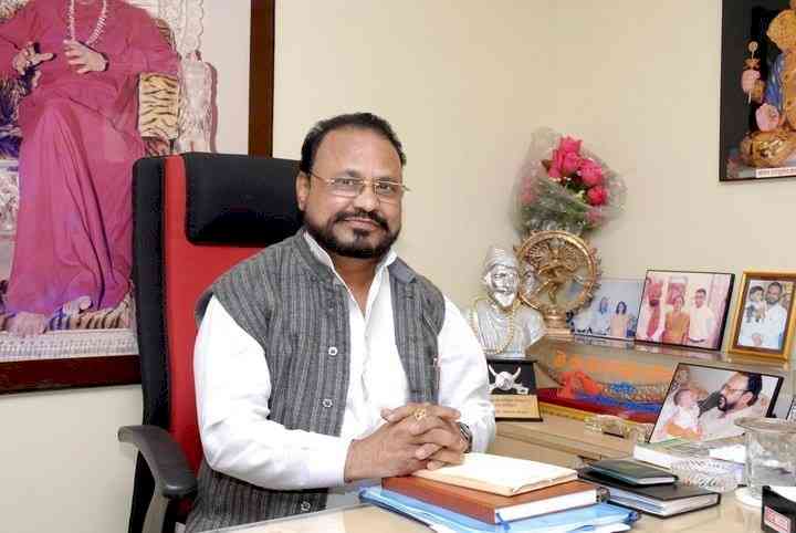 ED raids Shiv Sena's ex-Union Minister Anandrao Adsul, son (Ld)