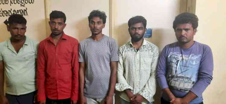 Gang of 5 who took video of couple and tried to extort money held