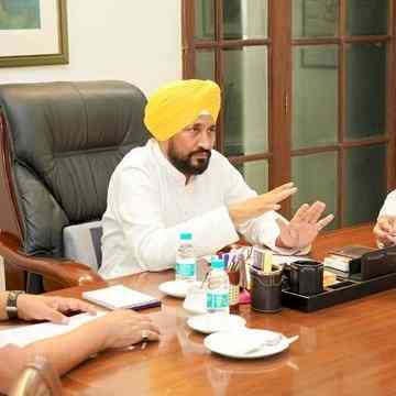 Punjab CM urges PM not to delay paddy procurement