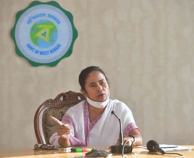 Mamata criticises DVC for releasing water without informing state