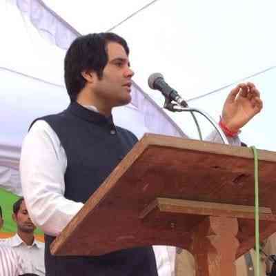 Those tweeting Godse Zindabad should be publicly shamed: Varun Gandhi