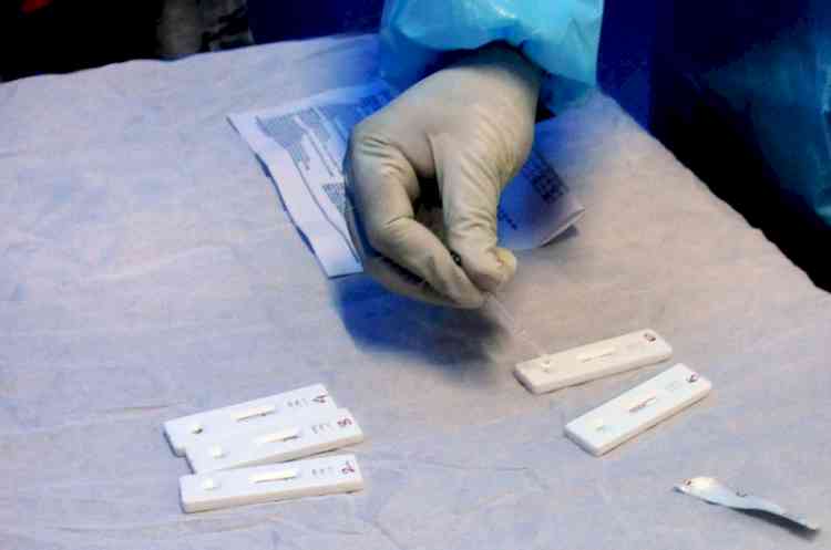 Three UP scientists found faking RT-PCR reports