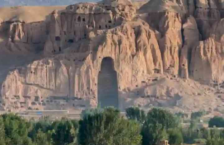 Once destroyers of Bamiyan Buddhas, brazen Taliban now want to protect relics in the province