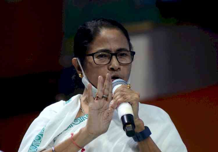 Mamata writes to PM Modi on flood situation in Bengal