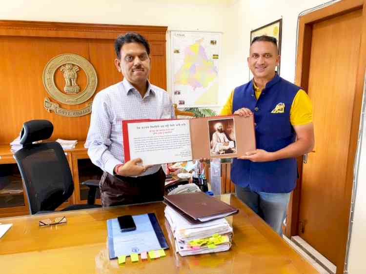 Coffee Table Book on “Spiritual Journey of Sri Guru Teg Bahadur Sahib Ji” dedicated to ongoing 400 year presented to Chief Secretary Punjab Anirudh Tewari 