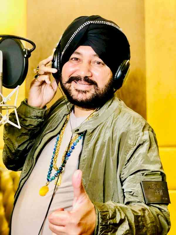 Rekha Bhardwaj, Daler Mehndi create magic with 'Turiya Turiya'