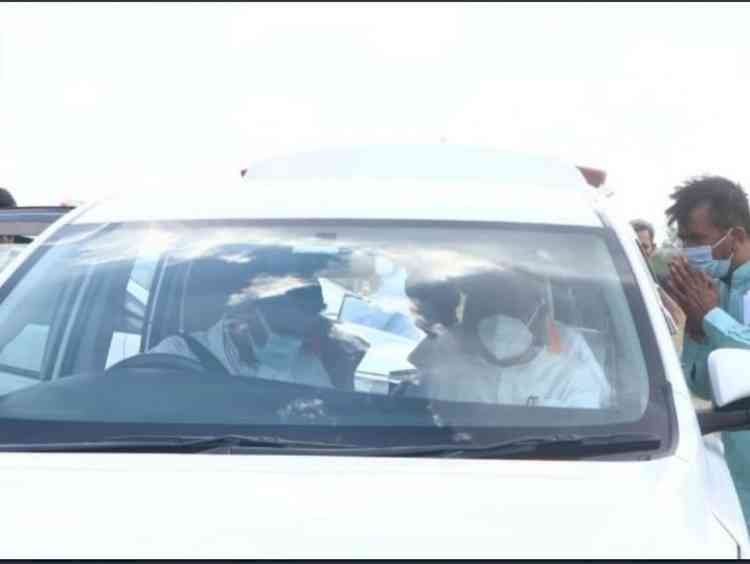 Why Pilot drove Gehlot while going to address election rally?